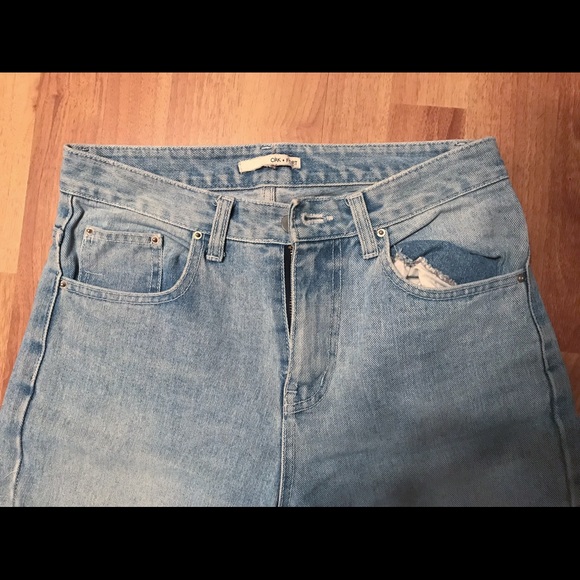 Oak&Fort denim with distressed bottoms - Picture 3 of 3